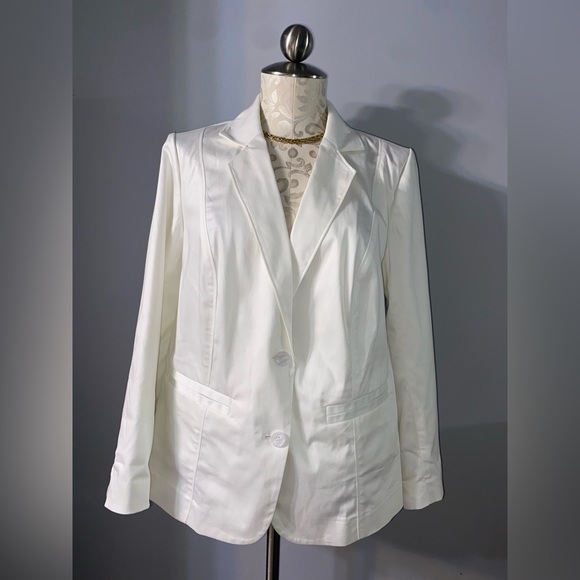Lane Bryant White Blazer Size 14. #5 - Picture 2 of 7